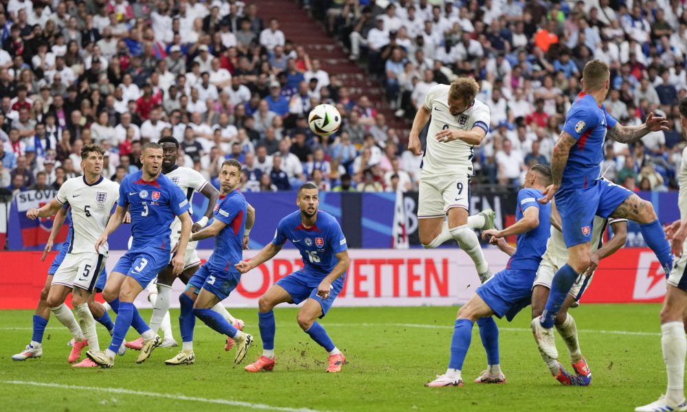 FUDBAL JE SUROVA IGRA Slovaci su bacili neubedljive Engleze na kolena, ali onda je Belingem makazicama u 95. minutu isekao sve njihove nade! Gordi Albion posle produžetaka u četvrtfinalu!