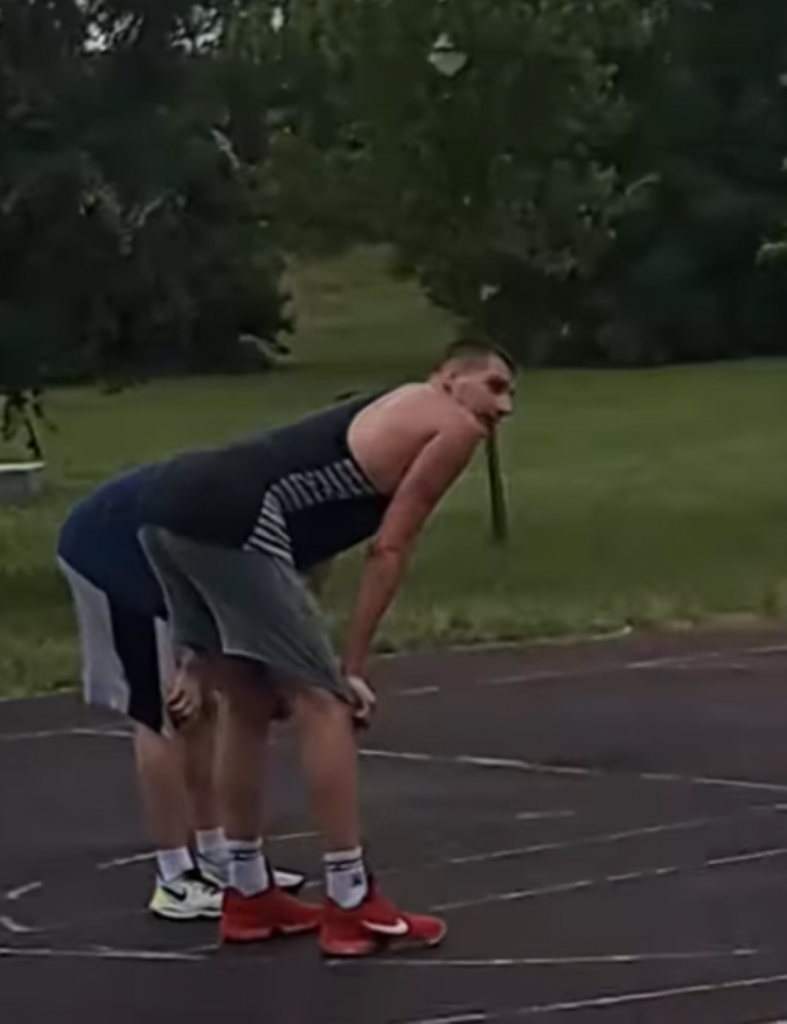 OĆE NEKO BASKET? Dođeš na teren u kraju, a tamo MVP i šampion NBA lige… (VIDEO)