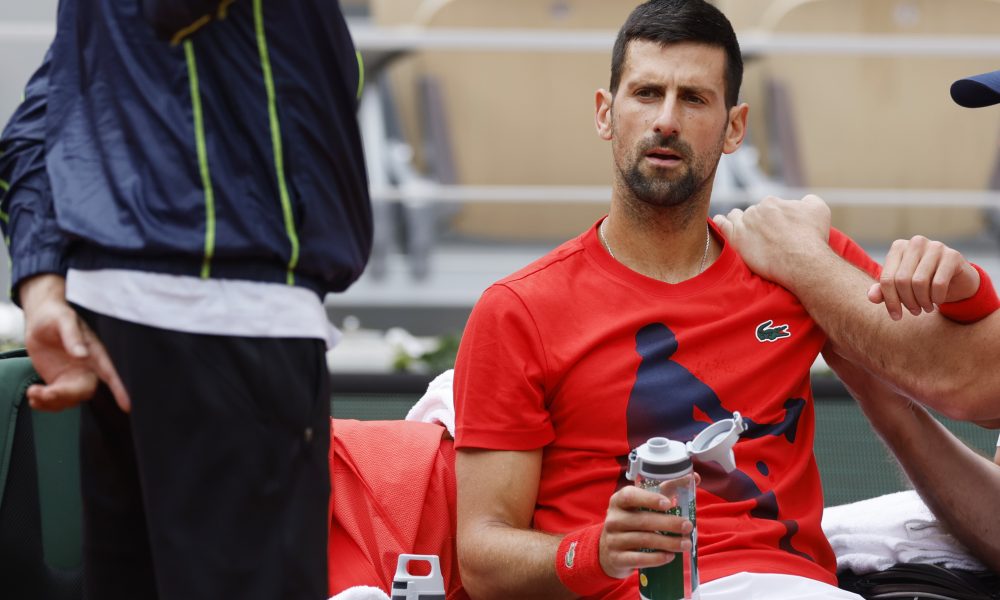 HAOS U PARIZU Policija sa psima upala na Novakov trening zbog sumnje da je u torbi bomba!