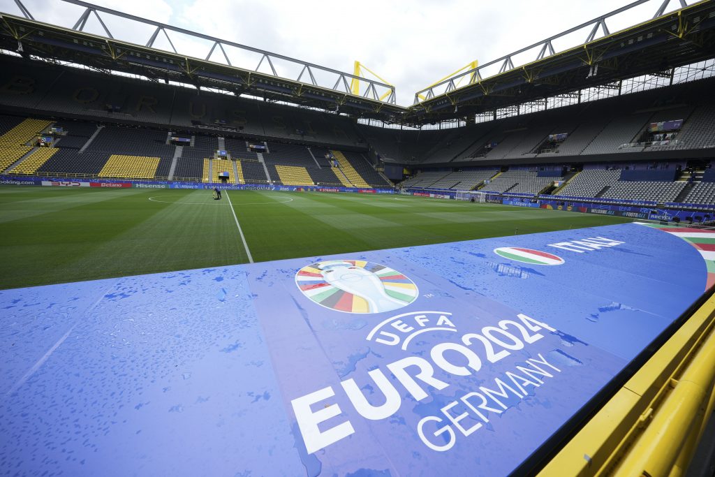 EVRO 2024 Koje selekcije se oslanjaju na igrače iz domaće lige, a koje ih nemaju uopšte? Evo kako se Srbija kotira…