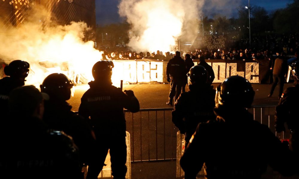 „GROBARI“ KREĆU SA RADIKALNIJIM MERAMA: Drugog načina nema – oni ili mi! Selimo se sa tribina na…