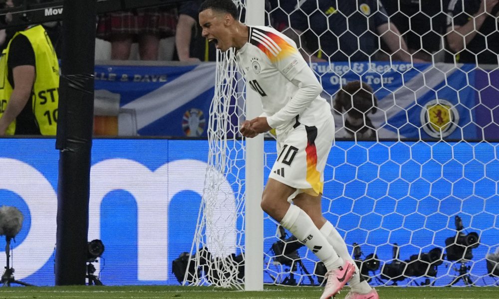 JUNAK DANA Rođen u Nemačkoj, birao između Engleske i rodne zemlje… Biser je svetskog fudbala!