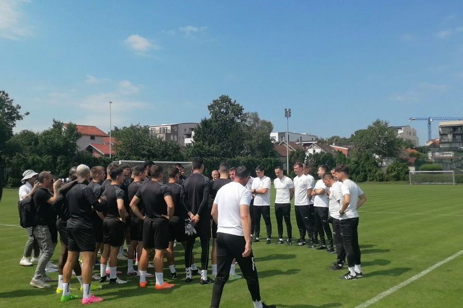 „PARNI VALJAK“ UPALIO MOTORE Stanojević okupio crno-bele! Stranci će naknadno da se priključe ekipi (FOTO/VIDEO)