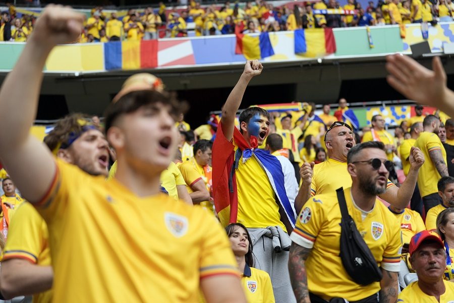 SKANDAL U BUKUREŠTU Fudbaleri tzv. Kosova napustili teren, a iznerviralo ih skandiranje Rumuna (VIDEO)