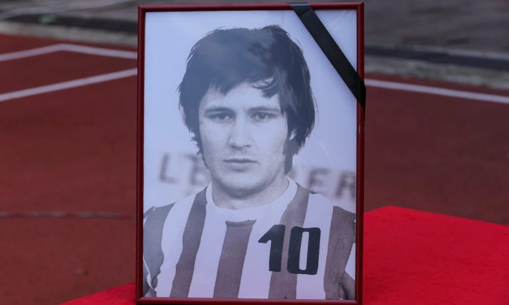 KOMEMORACIJA DRAGANA KAPIČIĆA Moka Slavnić nije mogao da zaustavi suze… Velikani domaće košarke ispratili legendu (FOTO)