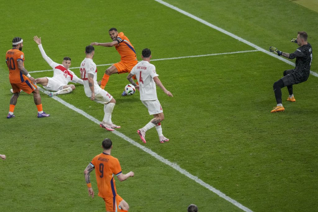 TRAGIČAR DANA Srpski zet je loptu poslao u svoju mrežu, a reprezentaciju kući (VIDEO)