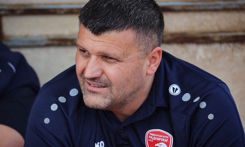 Dudić zaplakao na oproštaju: Ovo nije zbogom, nego doviđenja! Ne znam da li je neki trener ovako ispraćen  (VIDEO)