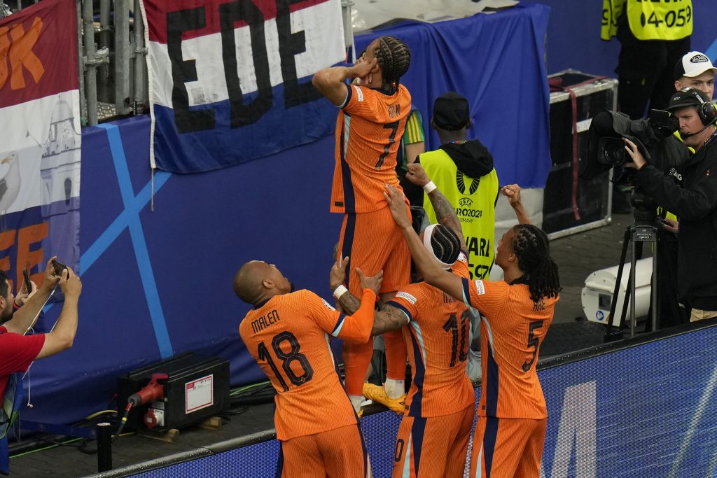 NE ŠALE SE Junajted doveo jednog Holanđanina, sada bi i drugog