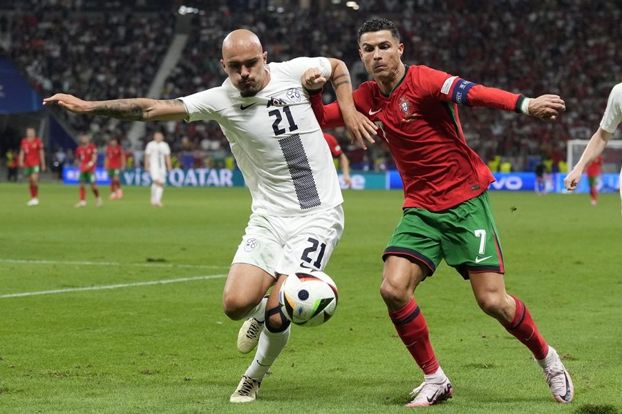 SLOVENCI PIŠU Zvezda dobija pojačanje, dovode joj ga Rusi!