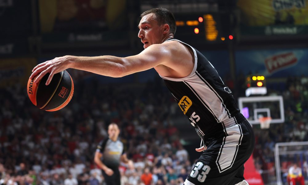 KRENUO I DUBAI Srbi imali zapažene role u istorijskom meču, na drugoj strani je bio srpski klub…