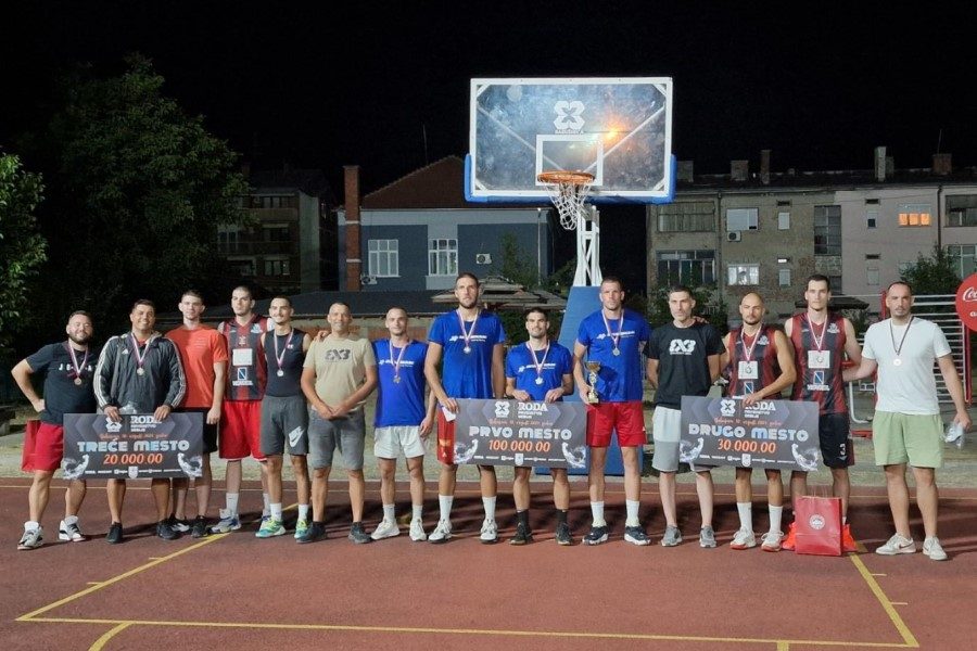 ĐONLIĆ NEPORAŽEN U BABUŠNICI Na basket turniru se radovali Piroćanci i Nišlije