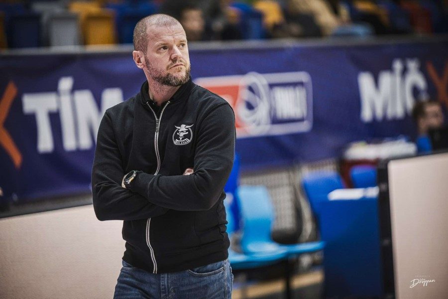 JUGU SRBIJE SU POTREBNA DVA STABILNA KLUBA Ivan Đorđević radi u Slovačkoj i prati dešavanja u Srbiji