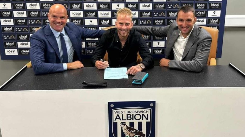 POTVRĐENO PISANJE MBS Srpski vezista u Engleskoj