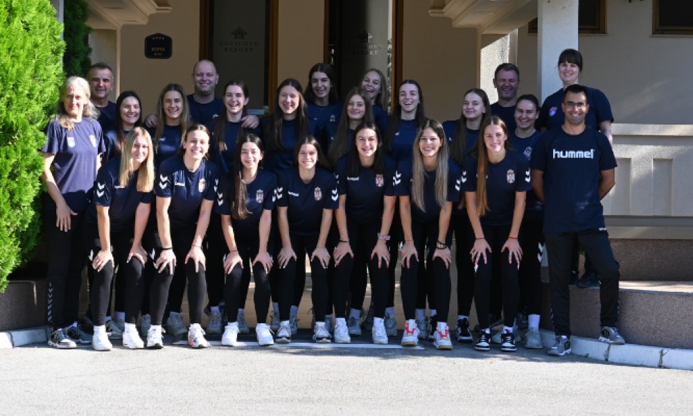 SP ZA KADETKINJE Prva pobeda srpskih rukometašica