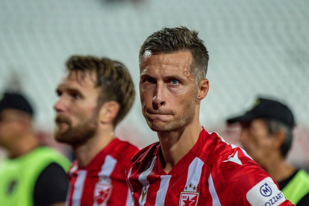 PRVO GOSTOVANJE ZVEZDE Debi napadača i problemi u poslednjoj liniji!