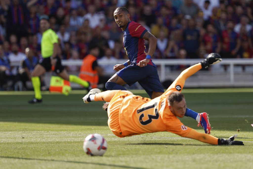 FUDBALSKI VANZEMALJCI DOLAZE U BEOGRAD Barselona pregazila Valjadolid, het-trik Brazilca (VIDEO)