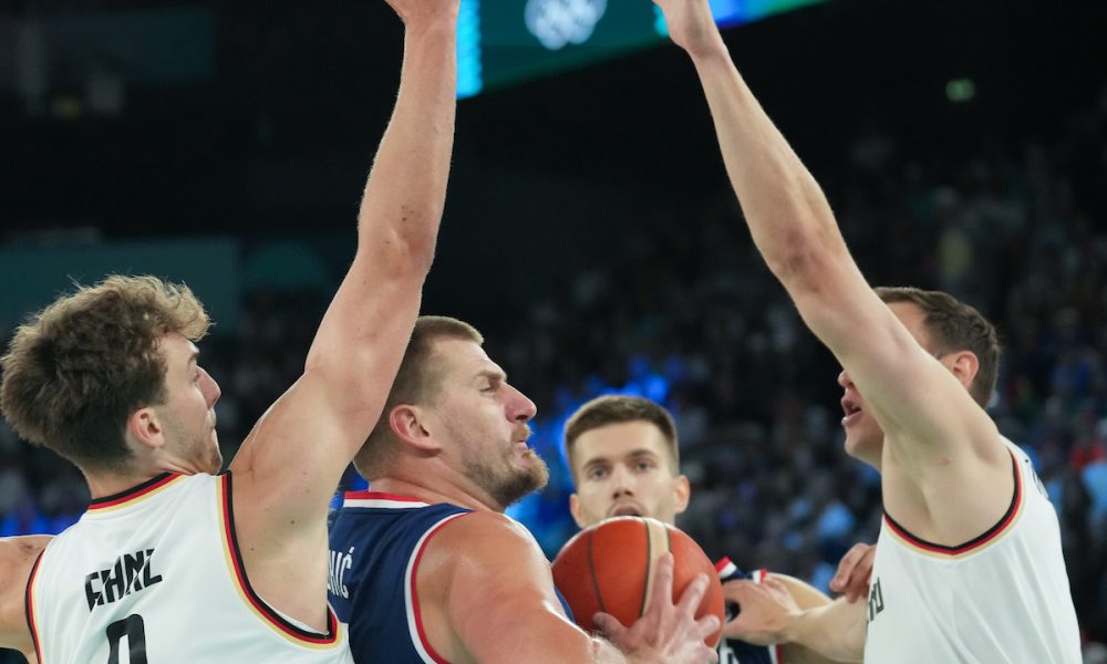 SJAJNO Nemci ne mogu da se sastave! Magična asistencija Jokića, a onda vrhunska rampa Petruševa (VIDEO)