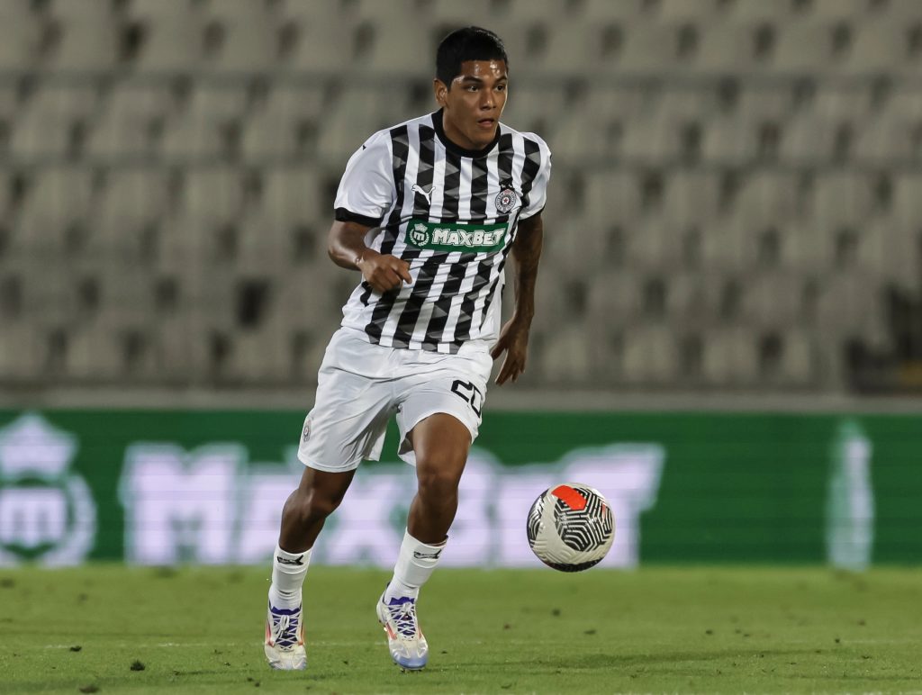 U OTADŽBINI SE PITAJU ŠTA SE DEŠAVA Kratak je put od reprezentativca do igrača koji je u Humskoj nestao sa mape