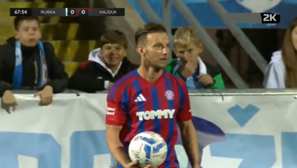 RUŽNA SCENA IZ HRVATSKE Dečak pljunuo ka superstaru Hajduka (VIDEO)