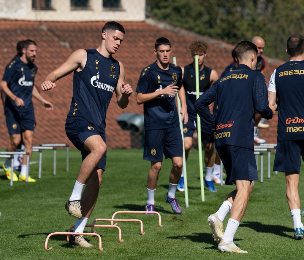 MILOJEVIĆ DANAS SEČE Ko će da bude drugi bonus? Tri opcije na stolu i lepe slika sa jučerašnjeg treninga (FOTO)