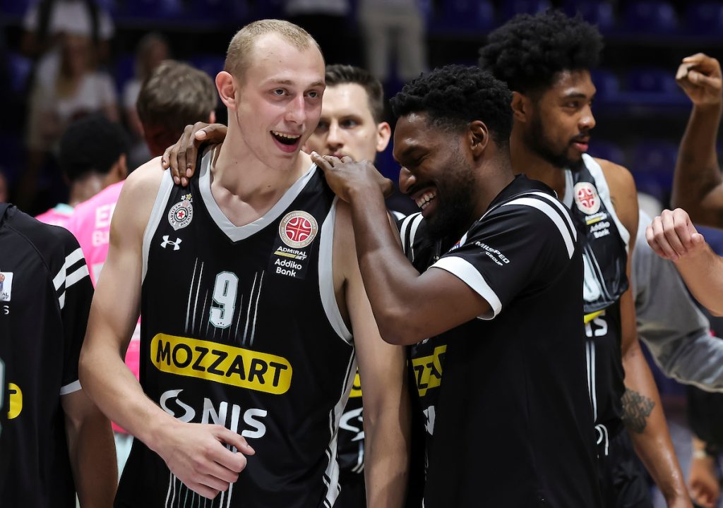 SMAILAGIĆ O ODLASKU IZ PARTIZANA: Trener mi je oduševio suprugu na svadbi, rekla je da odmah potpišem! Nisam hteo da budem okružen takvom energijom, da se bijem!