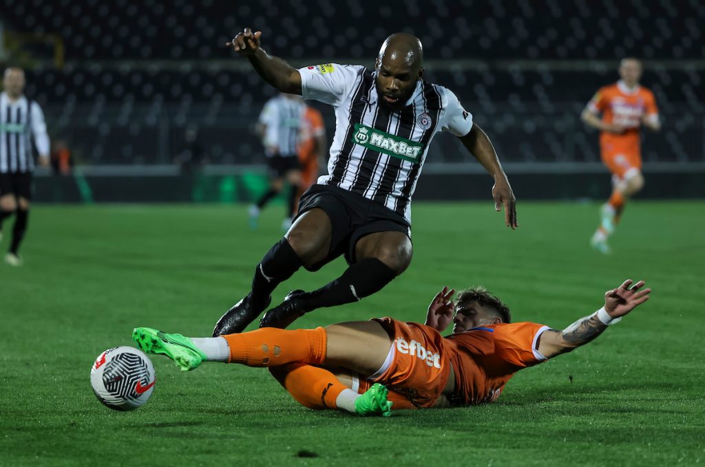 OTKRIVAMO Kalulu zavio Partizan u crno! Neće u Kinu ni za faraonsku sumu, a kasa kluba iz Humske je praznija za…