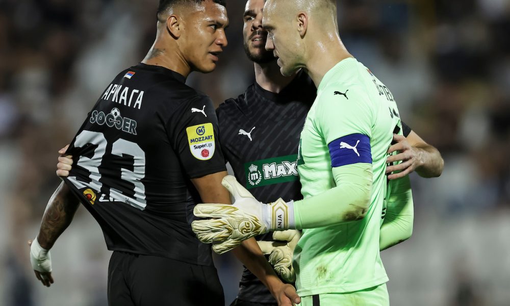 Kapiten Partizana izgubio živce! Jovanović pobesneo na Arijagu, umešao se štoper… (VIDEO)