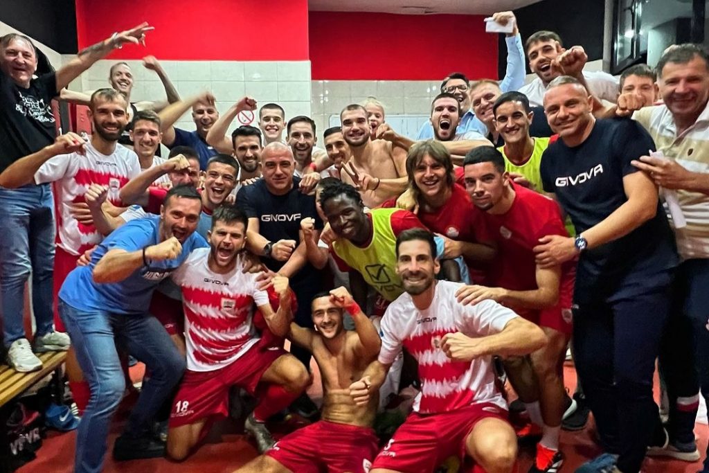 PRVA LIGA Grafičar usamljen na vrhu tabele, čačanske „zebre“ zaustavile Mačvu (VIDEO)