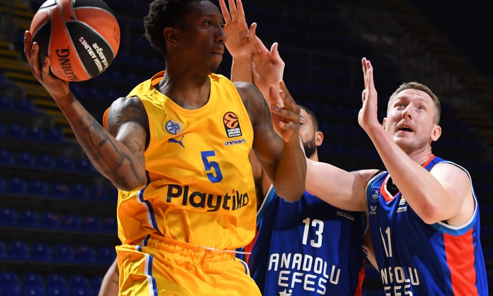 Partizan juri drugu pobedu… Makabi protiv crno-belih sa novim „oružjem“