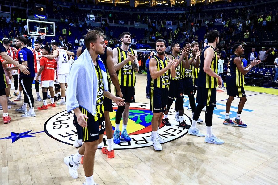 U SVAKOJ ŠALI IMA MALO ISTINE Fenerbahče doveo igrača Lejkersa