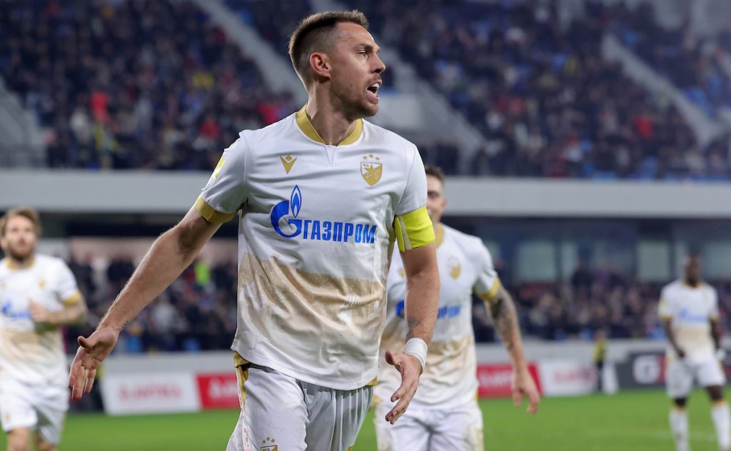 ČEKANJE SE PRIVODI KRAJU Bliži se debi! Rodiću stiže prava zamena