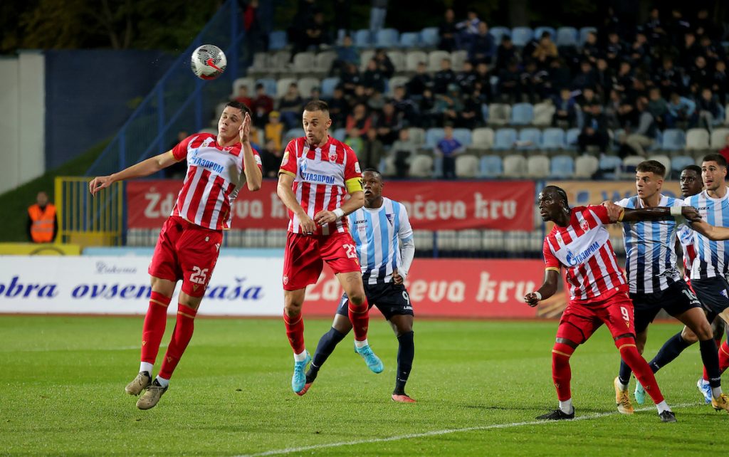 ZVEZDA MAKSIMALNO KORISTI PREKIDE Ilić centrirao, Rodić pogodio za 2:0! Spartak mora da poradi na…