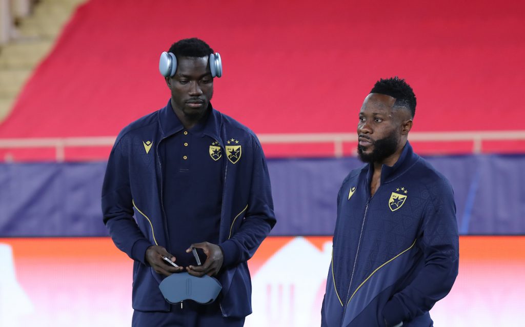 KATOMPA MVUMPA SILAS Drvlje i kamenje na njega, a on je delom „žrtva“… (VIDEO)