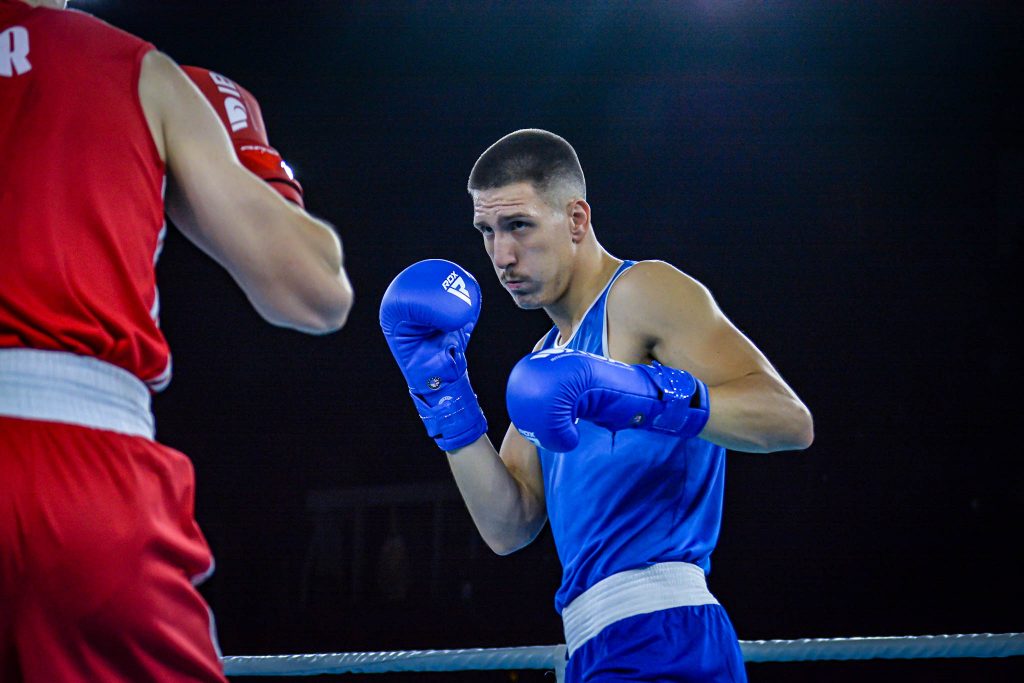 Srpski bokseri oduševili Lozničane