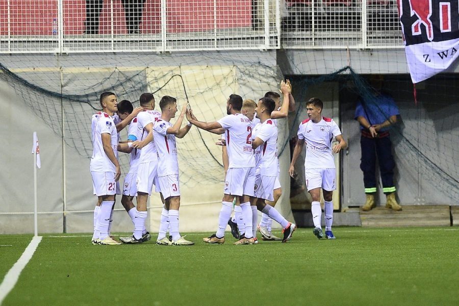 DERBI SE IGRA NA „KROVU“ Voždovac dočekuje jedini neporaženi tim lige, Belić veruje u prekretnicu sezone (VIDEO)