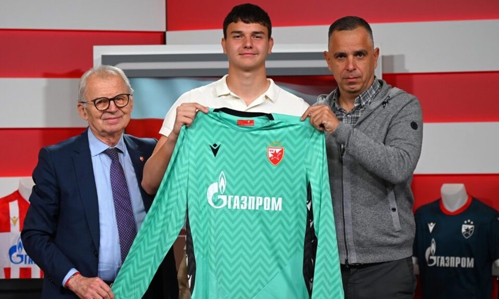 NOVA GOLMANSKA ZVEZDA Postao je profesionalac sa samo 15 godina! Biće Borjanov naslednik