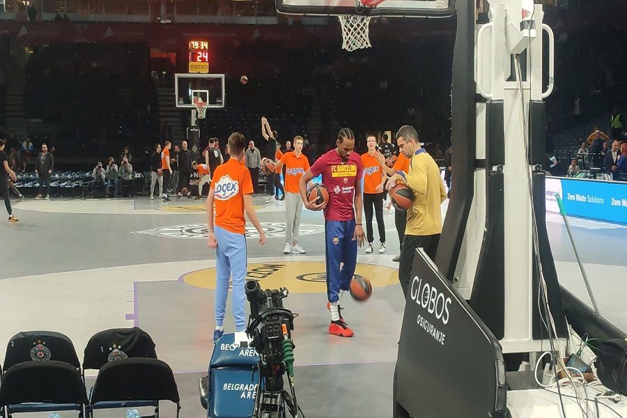 VRATIO SE NA MESTO GDE JE OBOŽAVAN Panter prvi izašao na zagrevanje i podigao „grobare“ na noge! Odmah je usledila i čuvena pesma (VIDEO)