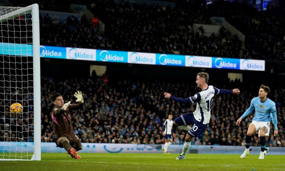 PEPOVA NOĆNA MORA Hrvat častio i šakom i kapom, Totenhem demolirao šampiona na „Etihadu“ (VIDEO)