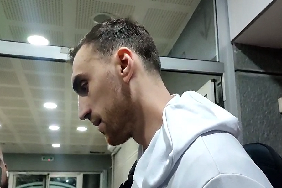 Navijači su ga vređali celu utakmicu, poražen je u Areni, a onda je progovorio o „grobarima“… (VIDEO)