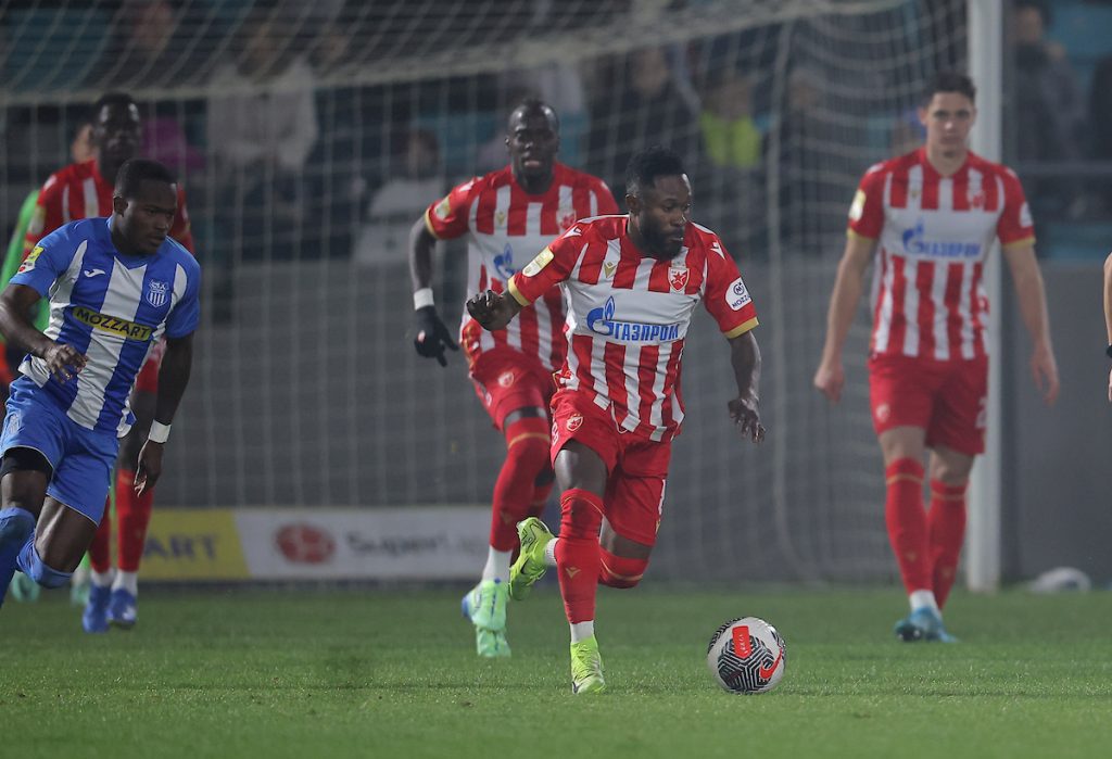 „MINIMALAC“ ZVEZDE U ZAJEČARU Crveno-beli iskoristili „kiks“ Partizana! Lekovićev gol slomio snažan otpor OFK Beograda (VIDEO)