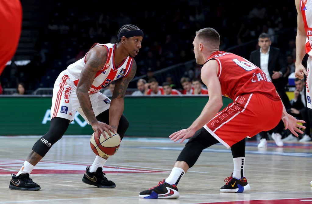 POLUVREME Zvezda ubedljiva protiv Borca! Dva igrača namestila nišanske sprave pred Partizan, jedan baš raduje!