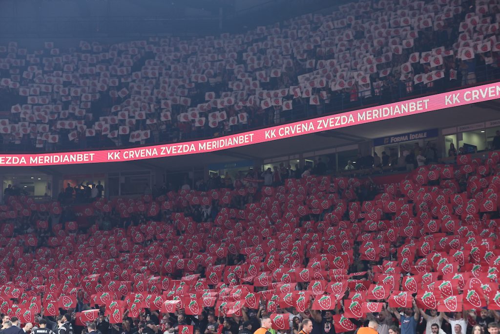 HAOS KOD TUNELA Navijači Zvezde se sukobili sa Dozetom (VIDEO)