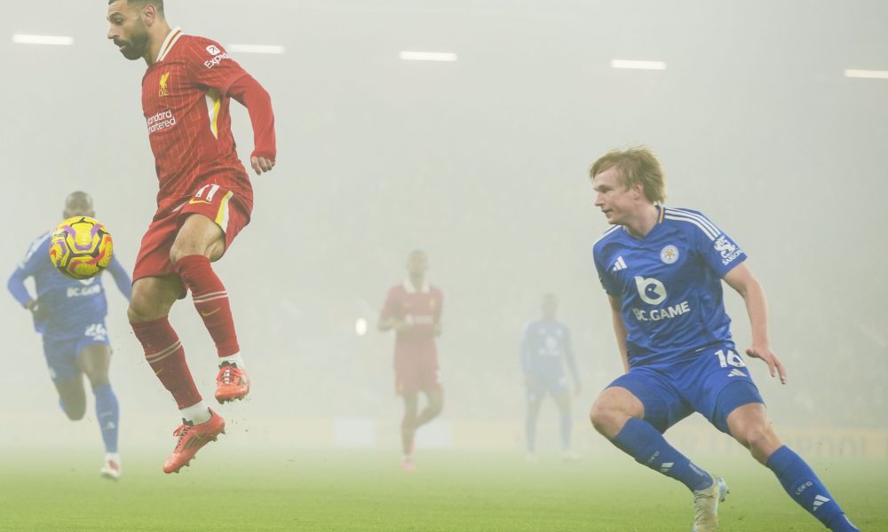 PREMIJER LIGA Lester zapretio na Enfildu, ali Liverpul gazi ka tituli (VIDEO)