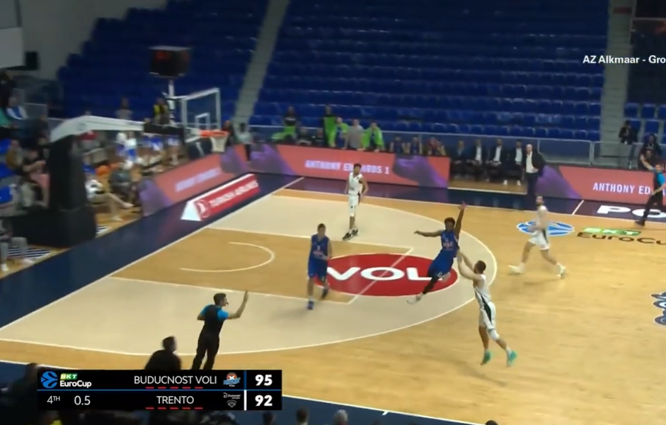 ŠOU U PODGORICI Budućnost za 20 sekundi ispustila „plus šest“! Ford sipao dve trojke, drugu sa skoro pola terena (VIDEO)