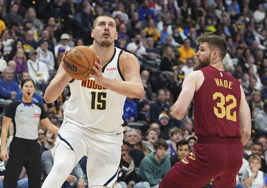 JOKIĆ NAUČIO AMERIKANCE KADA SLAVI BOŽIĆ Denver mu čestitao praznik na srpskom! (FOTO)