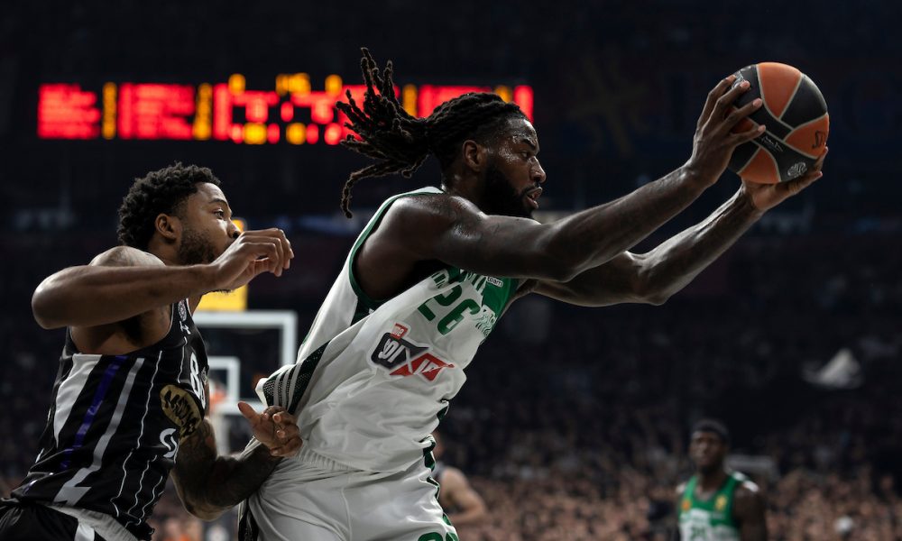 DA LI JE OVO IKADA VIĐENO? Protivnički košarkaš izvodi slobodna bacanja, a cela Arena skandira njegovo ime (VIDEO)