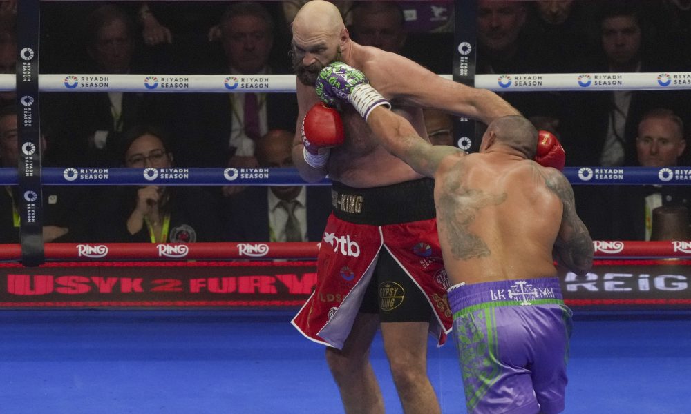 Usik prebio Fjurija i odbranio titulu! Zaradili ogroman novac