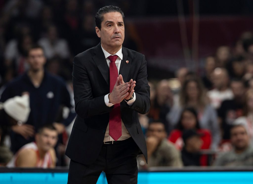 JANIS SFEROPULOS PRED EFES: Mogu mnogo da pogode i da nam nanesu štetu! Teo i Lazić u Beogradu! Braun…