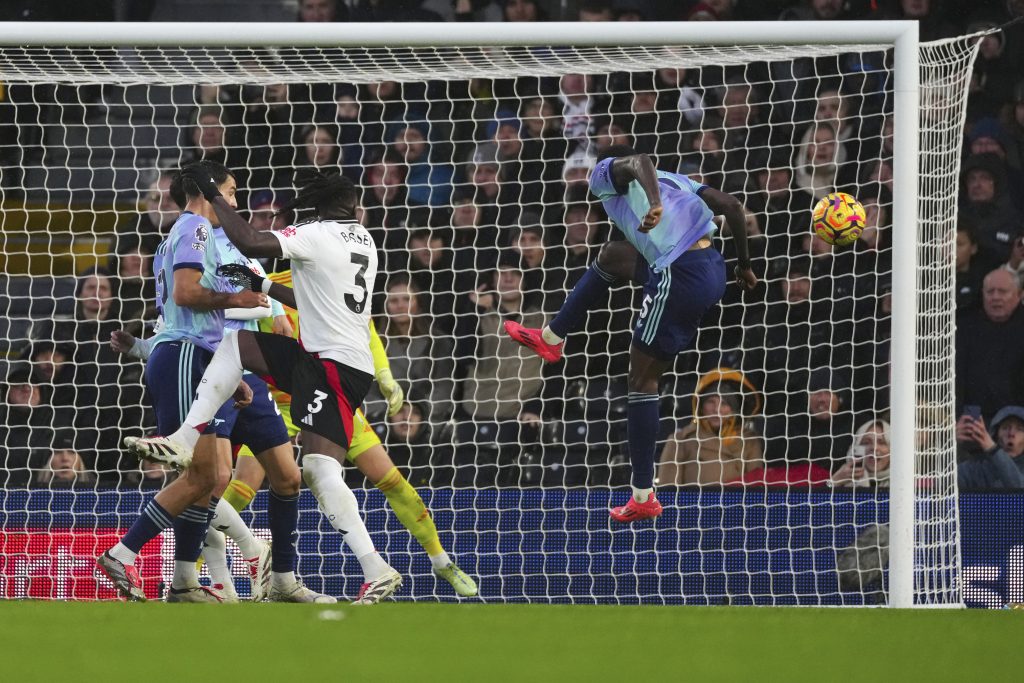 PREMIJER LIGA Lukić i VAR ukočili Arsenal (FOTO)