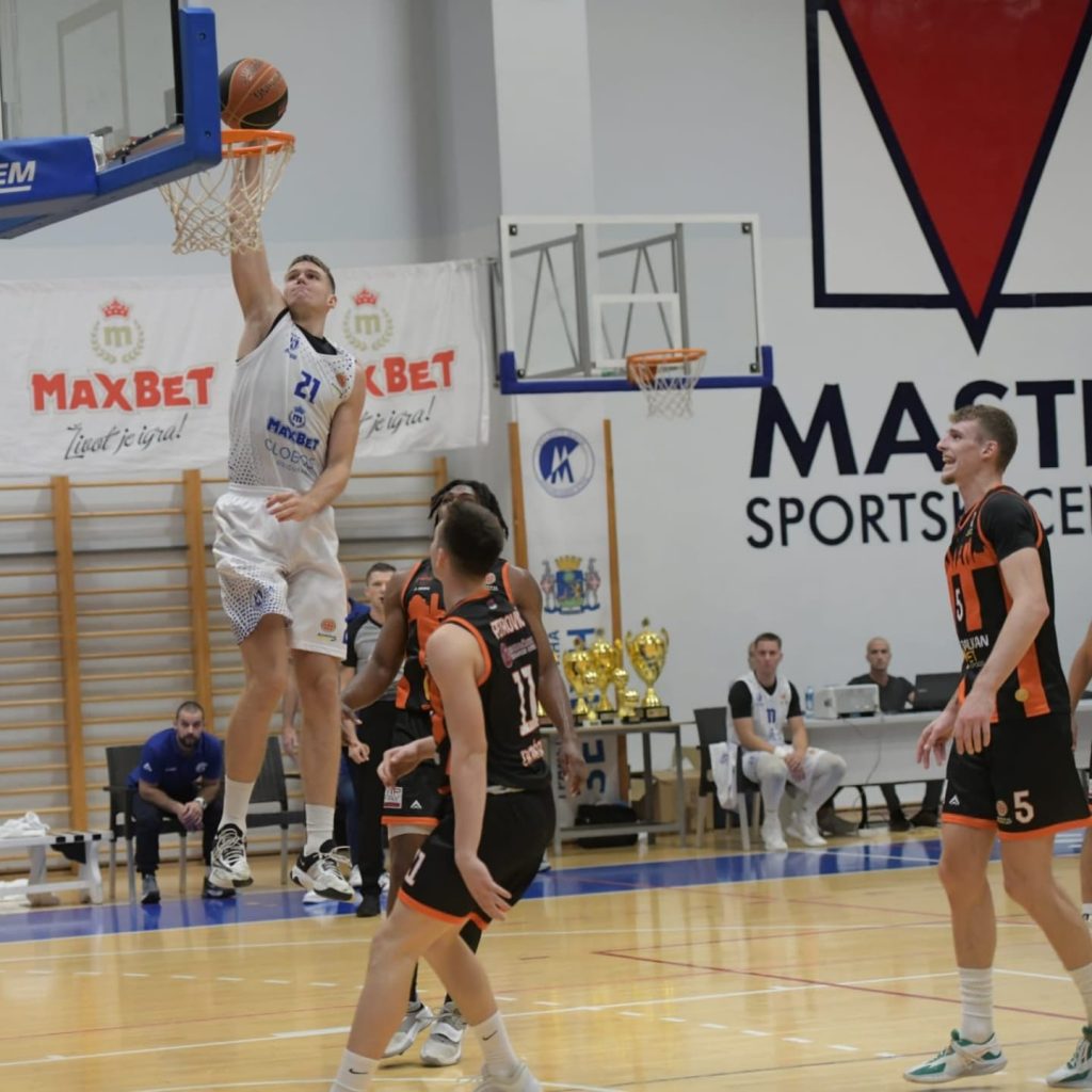 Mladost MaxBet dovela veliko pojačanje (FOTO)